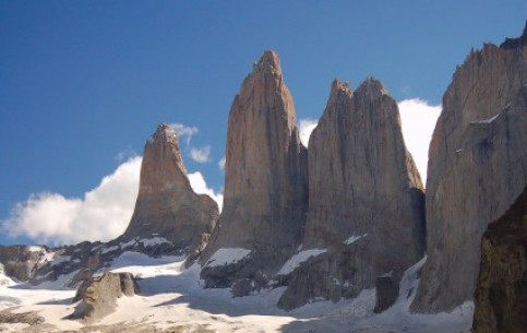 Chile is famous for its Pacific coast, the Andean highlands, as well as the opportunity to engage in adventure kinds of sports. The best in South America national parks attract hikers